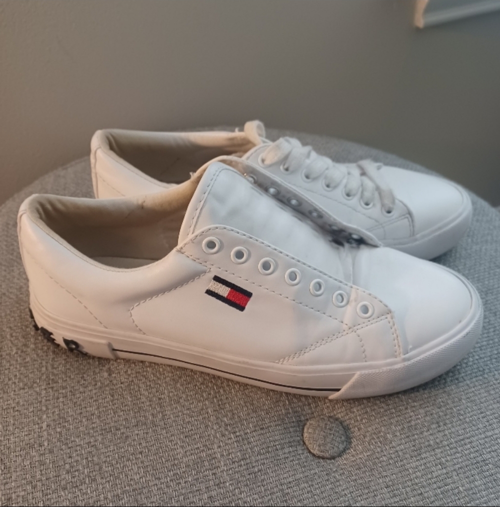 Tommy Hilfiger Logo Sneakers Mens 7.5 Wmns 9